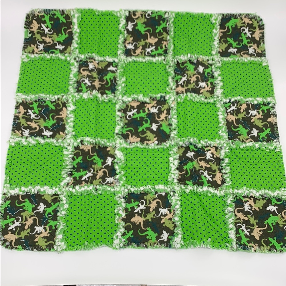 Green Lizard  Flannel Baby Rag Quilt